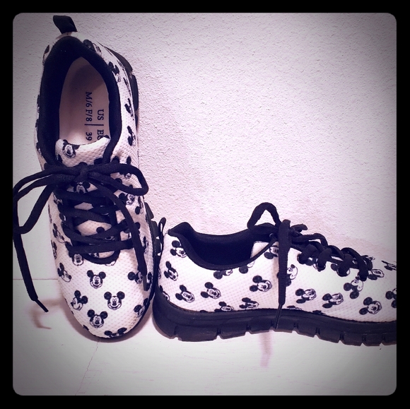 payless mickey mouse shoes